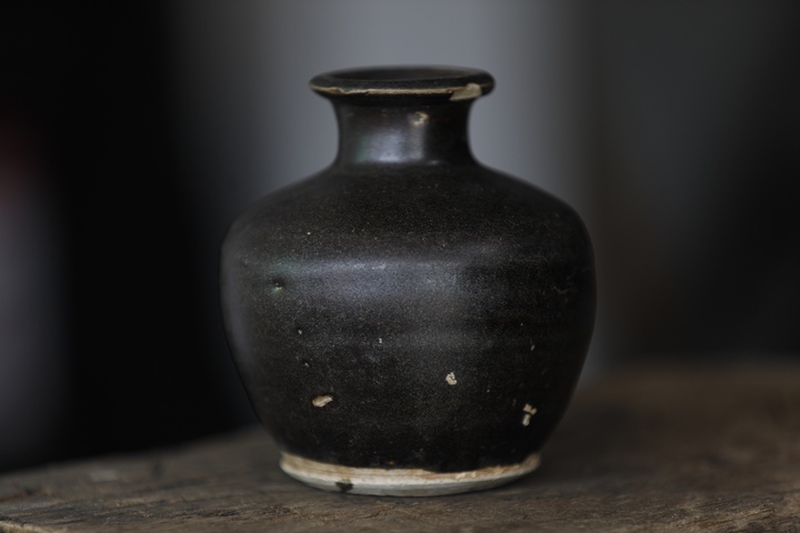古玩陶瓷吉州窯黑釉撇口瓶真品鑒賞圖
