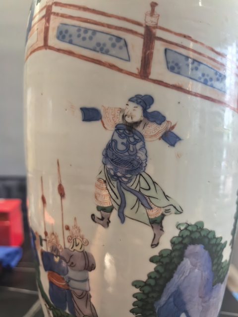 古玩陶瓷青花五彩人物故事紋筒瓶真品鑒賞圖