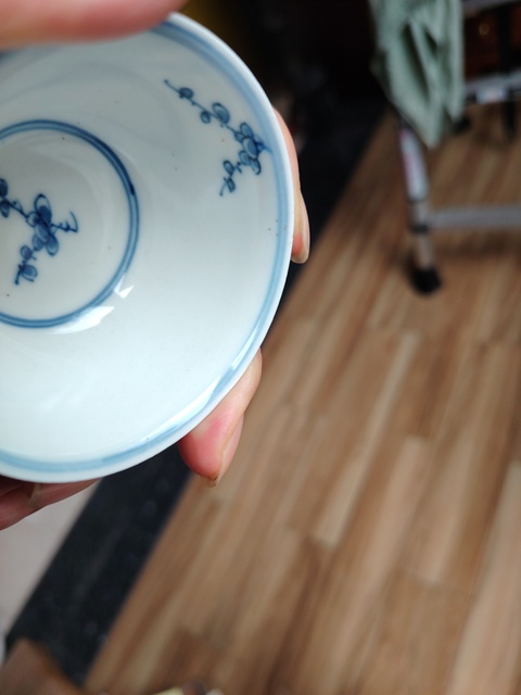 古玩陶瓷青花梅花紋杯碟，疑似復(fù)窯真品鑒賞圖