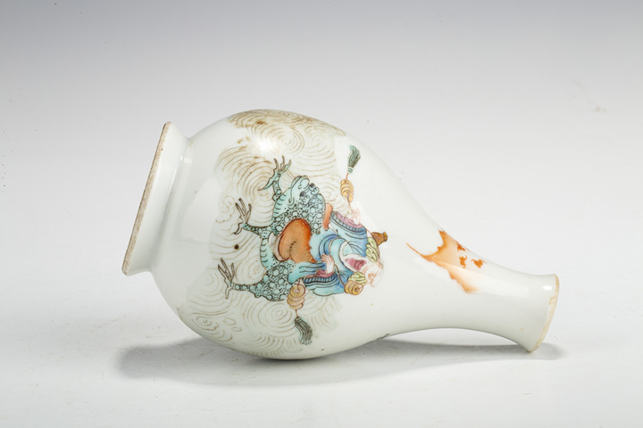 古玩陶瓷晚清·粉彩劉海戲金蟾紋膽瓶拍賣，當前價格2800元