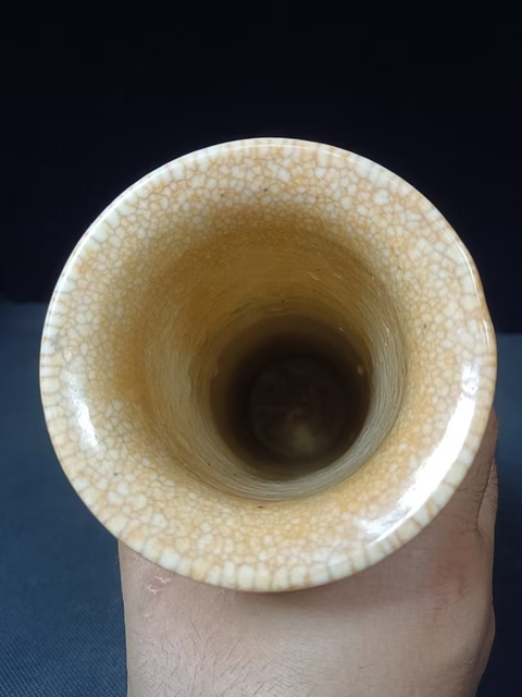 古玩陶瓷（全美品）清晚期哥釉五彩刀馬人物紋箭筒拍賣，當(dāng)前價(jià)格2698元
