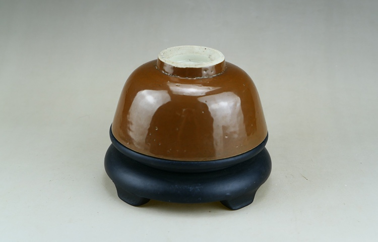 古玩陶瓷民國·紫金釉碗真品鑒賞圖