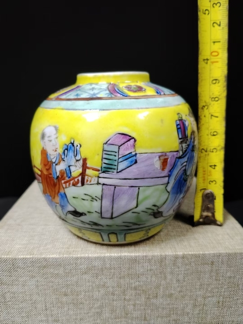 古玩陶瓷晚清光緒粉彩人物罐尺寸高9.5cm拍賣，當(dāng)前價(jià)格1888元