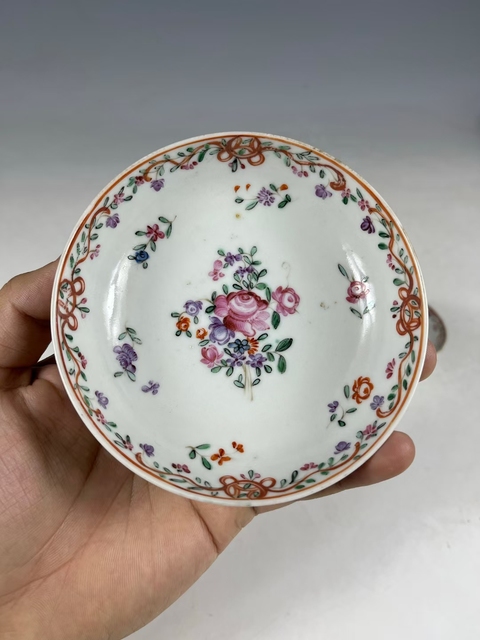 古玩陶瓷折枝花卉紋廣彩杯盤真品鑒賞圖