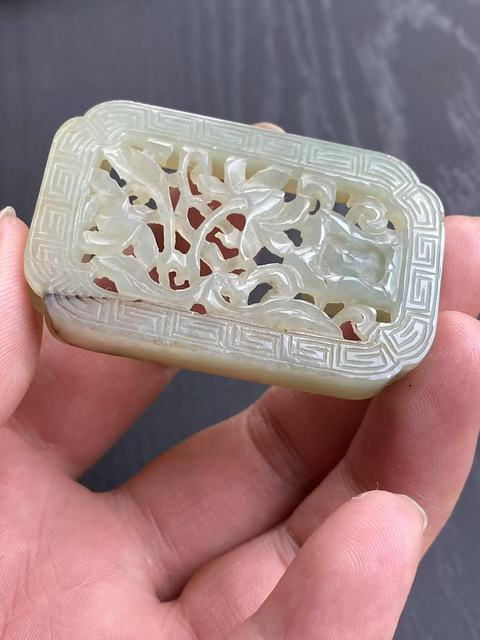 古玩玉器和田玉雕“帶扣”真品鑒賞圖