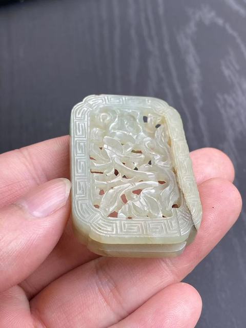 古玩玉器和田玉雕“帶扣”真品鑒賞圖