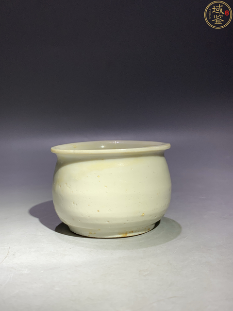 古玩陶瓷明末清初·白釉三供 真品鑒賞圖