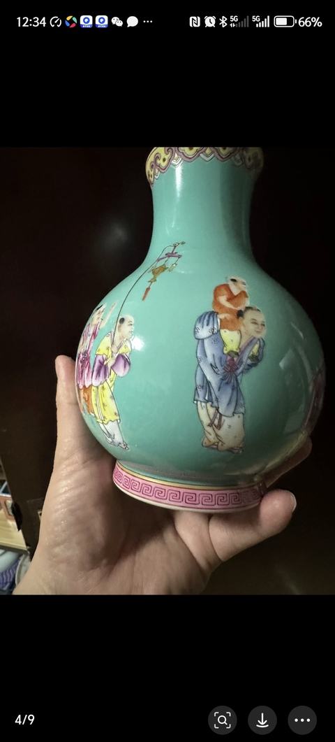 古玩陶瓷嬰戲紋粉彩瓶真品鑒賞圖