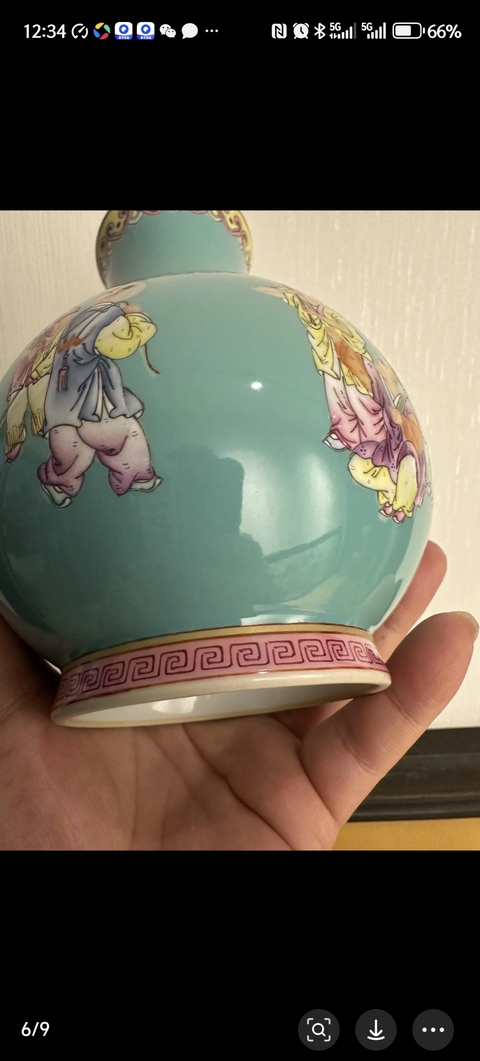 古玩陶瓷嬰戲紋粉彩瓶真品鑒賞圖