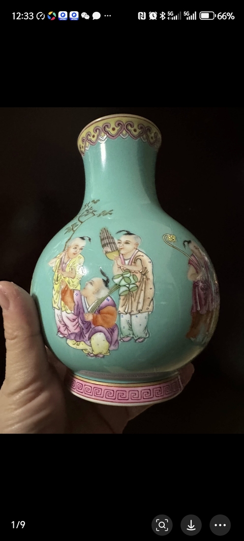 古玩陶瓷嬰戲紋粉彩瓶真品鑒賞圖