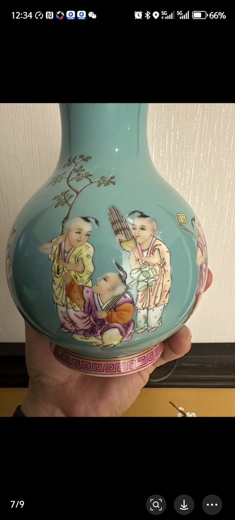 古玩陶瓷嬰戲紋粉彩瓶真品鑒賞圖