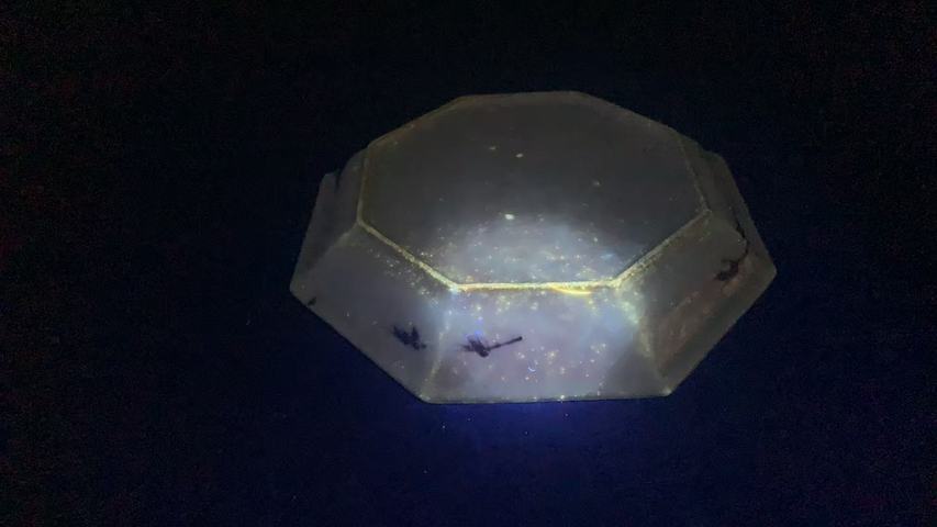 古玩陶瓷清乾隆·青花山水人物紋九子攢盤真品鑒賞圖