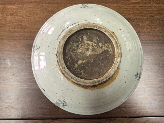 古玩陶瓷清中期青花盤真品鑒賞圖
