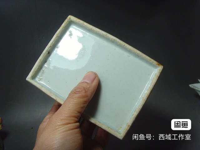 古玩陶瓷清中期青花印泥盒拍賣，當(dāng)前價格1380元