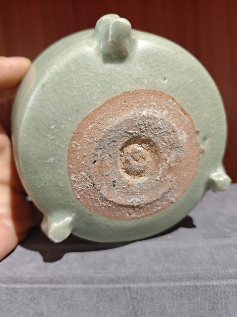 古玩陶瓷三足吊腳爐拍賣,當前價格9600元
