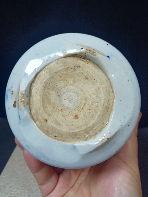 古玩陶瓷(全品)清晚期青花二龍戲珠筒子香爐直徑12.5cm拍賣,當前價格2200元