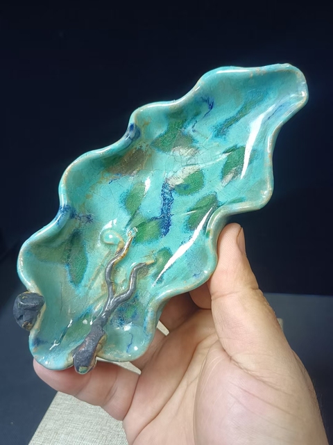 古玩陶瓷(全品)民國時期石灣窯窯變釉樹葉形水洗,文房器路份高尺寸17cm*8.5cm拍賣,當前價格880元