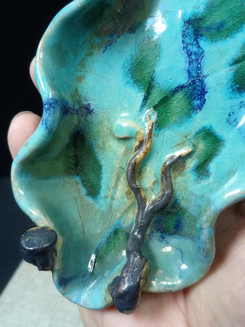 古玩陶瓷(全品)民國時期石灣窯窯變釉樹葉形水洗,文房器路份高尺寸17cm*8.5cm拍賣,當前價格880元