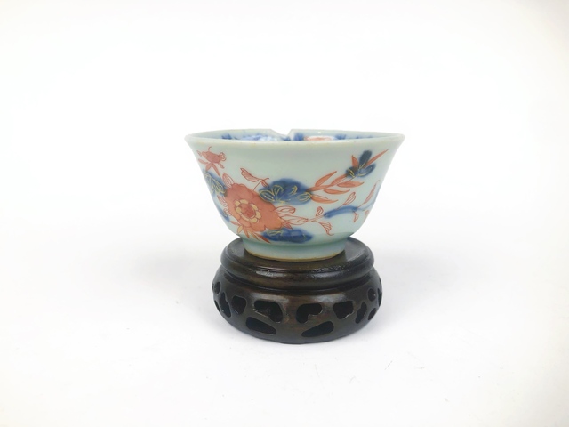 古玩陶瓷清康熙·青花描金加彩花鳥杯真品鑒賞圖