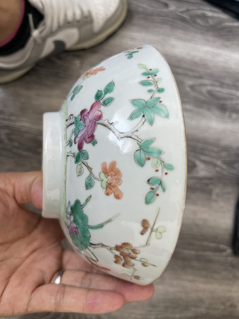 古玩陶瓷清晚同治粉彩細路花卉紋碗拍賣,當前價格3950元