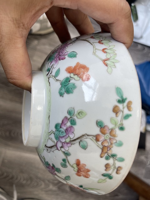 古玩陶瓷清晚同治粉彩細路花卉紋碗拍賣,當前價格3950元