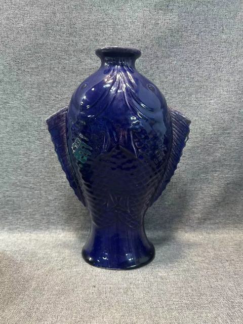 古玩陶瓷乾隆茄皮紫釉雙魚瓶(發色典型)拍賣,當前價格18888元
