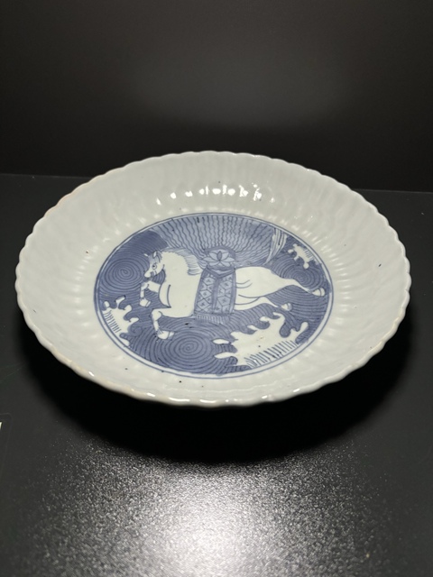 古玩陶瓷明·河圖洛書(shū)花口盤拍賣,當(dāng)前價(jià)格8500元