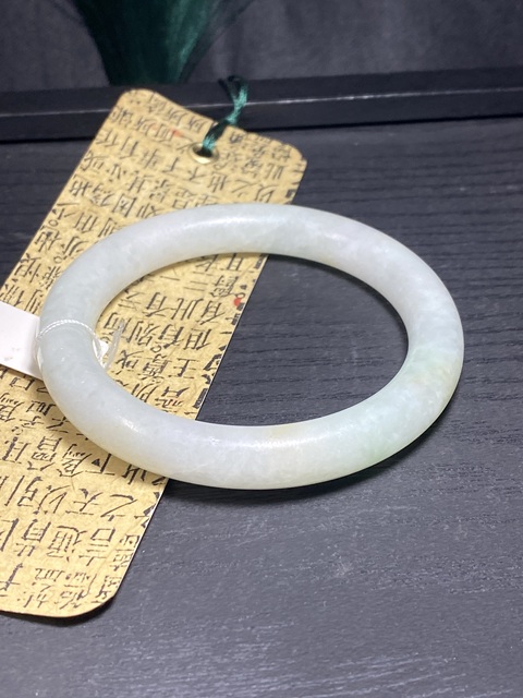 古玩玉器清代天然翡翠手鐲拍賣，當(dāng)前價(jià)格9500元