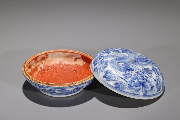 古玩陶瓷青花鳳紋印盒真品鑒賞圖