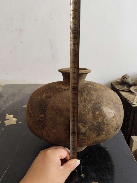 古玩陶瓷罕見珍品秦漢灰陶彩繪線條紋繭形壺拍賣，當前價格3980元