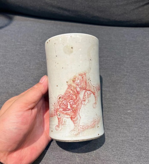 古玩陶瓷釉里紅虎紋筆筒拍賣，當(dāng)前價格12000元