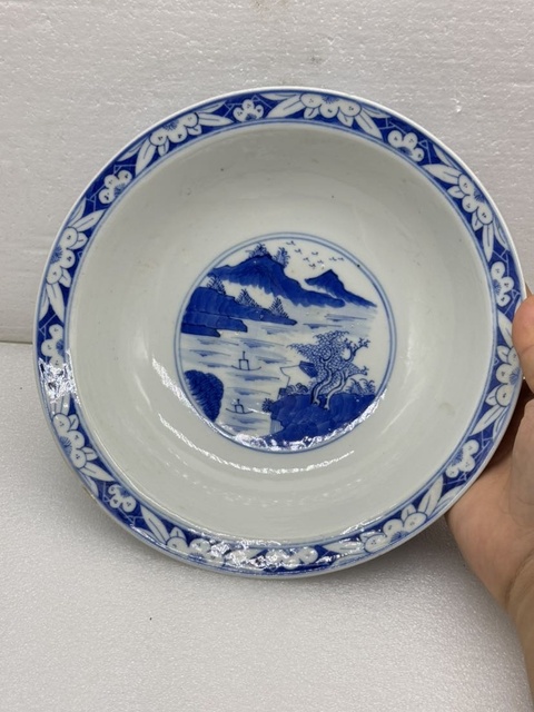 古玩陶瓷青花獅紋撇口碗，平臺不允許估價真品鑒賞圖