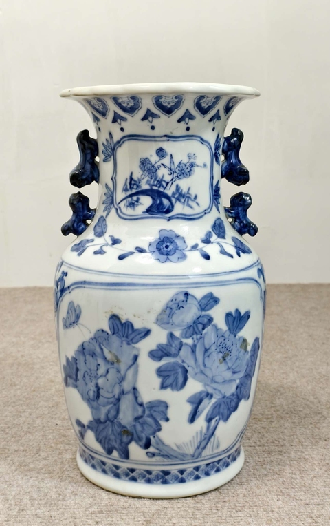 古玩陶瓷民國解放時期青花瓶拍賣，當前價格2000元