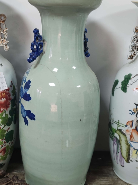 古玩陶瓷花鳥紋青花瓶拍賣，當前價格2000元