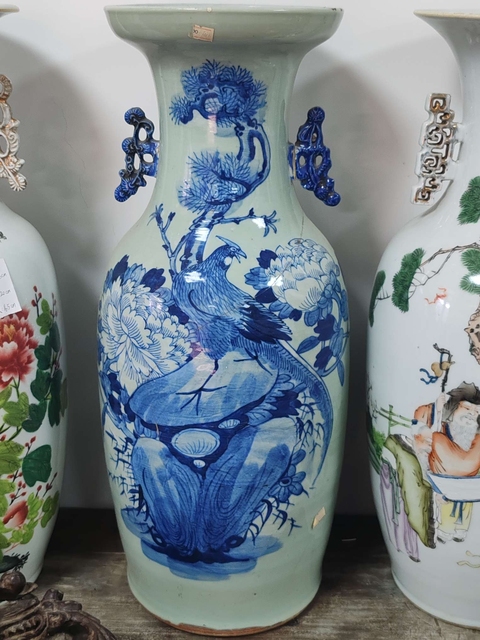 古玩陶瓷花鳥紋青花瓶拍賣，當前價格2000元