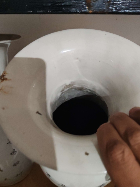 古玩陶瓷粉彩花開紋雙耳瓶真品鑒賞圖