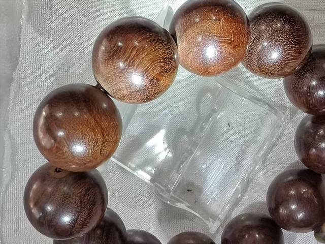 古玩雜項木手串拍賣,當前價格200元