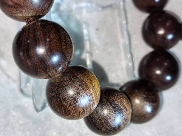 古玩雜項木手串拍賣,當前價格200元