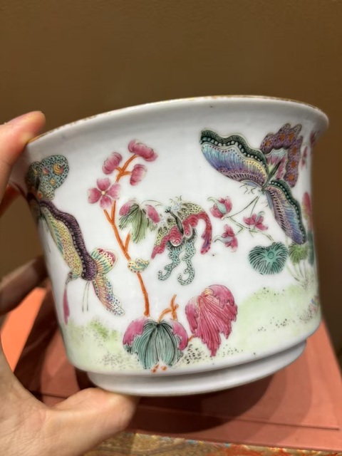古玩陶瓷粉彩碗真品鑒賞圖