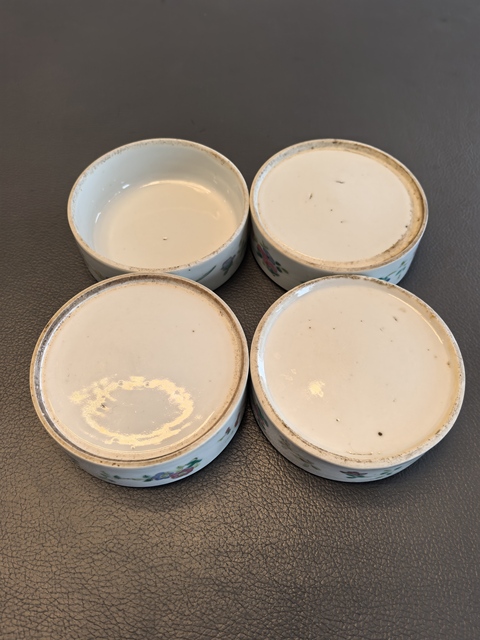 古玩陶瓷粉彩花蝶紋節盒真品鑒賞圖