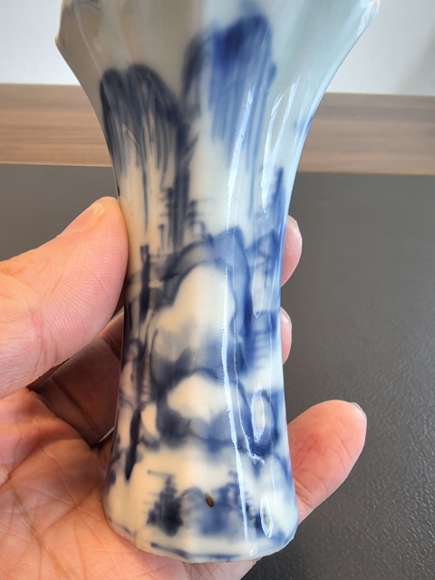 古玩陶瓷青花山水人物紋花觚真品鑒賞圖