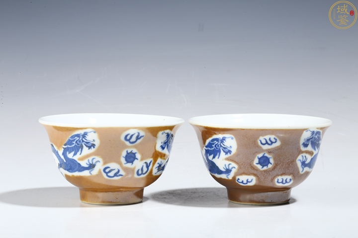 古玩陶瓷民國?紫金釉青花龍紋茶碗（一對）拍賣，當前價格3000元