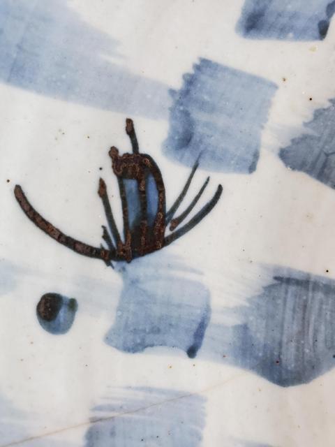 古玩陶瓷豆青釉青花山水人物盤真品鑒賞圖