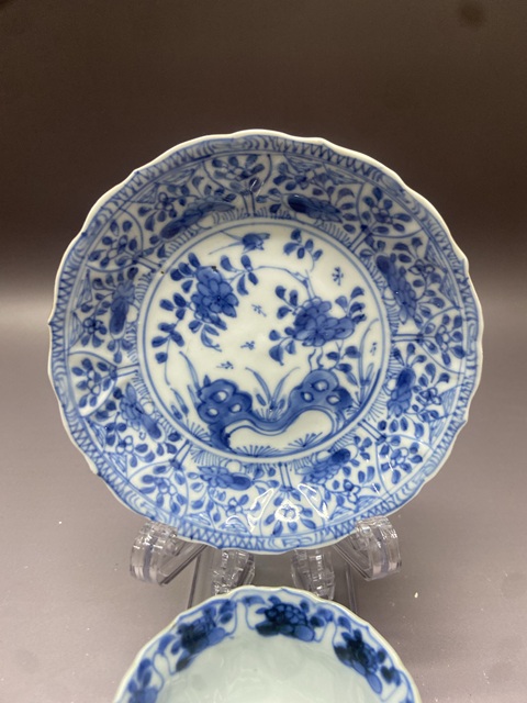 古玩陶瓷清康熙外紫金釉內青花花卉紋杯碟拍賣，當前價格2890元