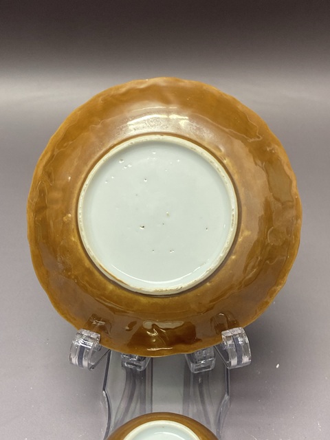 古玩陶瓷清康熙外紫金釉內青花花卉紋杯碟拍賣，當前價格2890元