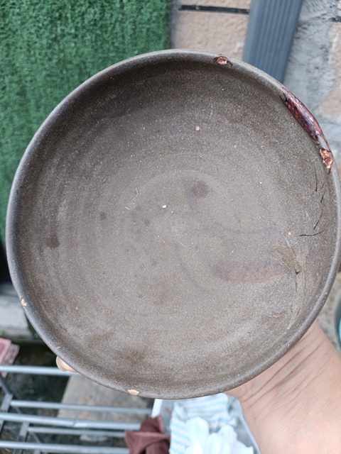 古玩陶瓷元代末茶葉沫釉內彩虹大碗拍賣,當前價格98元