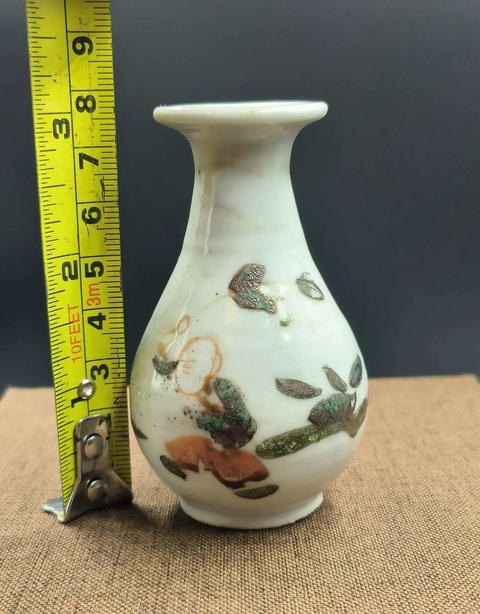 古玩陶瓷紅綠彩瓶真品鑒賞圖