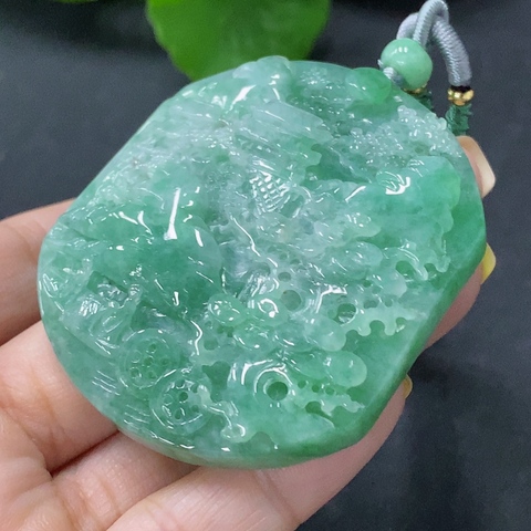 古玩玉器天然翡翠山水牌玉墜(帶翡翠鑒定證書)拍賣,當前價格3500元
