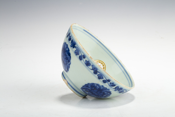 古玩陶瓷明晚·青花團花紋碗真品鑒賞圖
