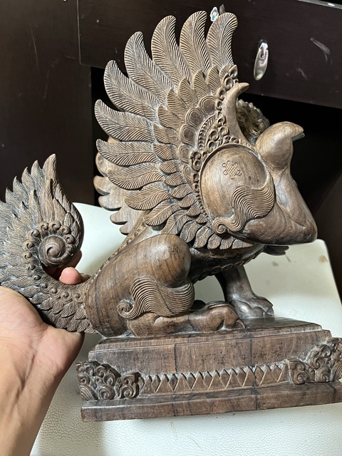 古玩雜項東南亞地區雕刻飛行神獸真品鑒賞圖